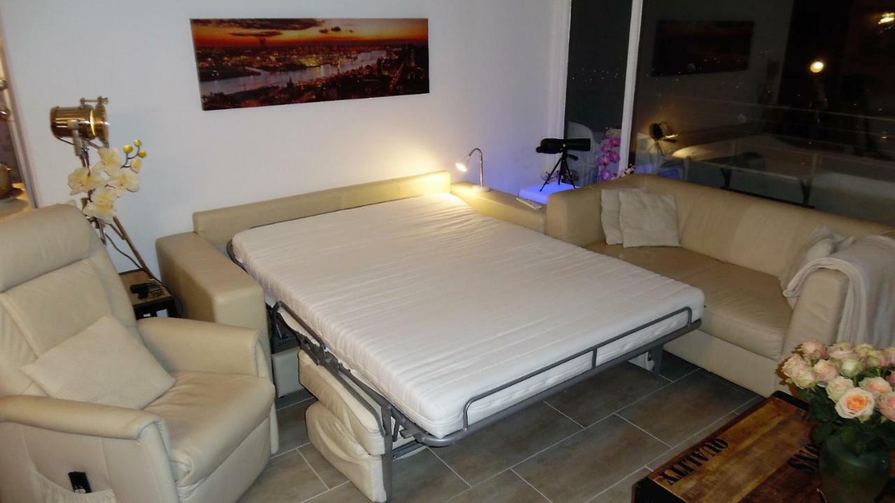 Apartment Luxussuite 1a Meerblick, Maritim Residenz, 22er Stock, Modernes Styling, Am Lubeck
