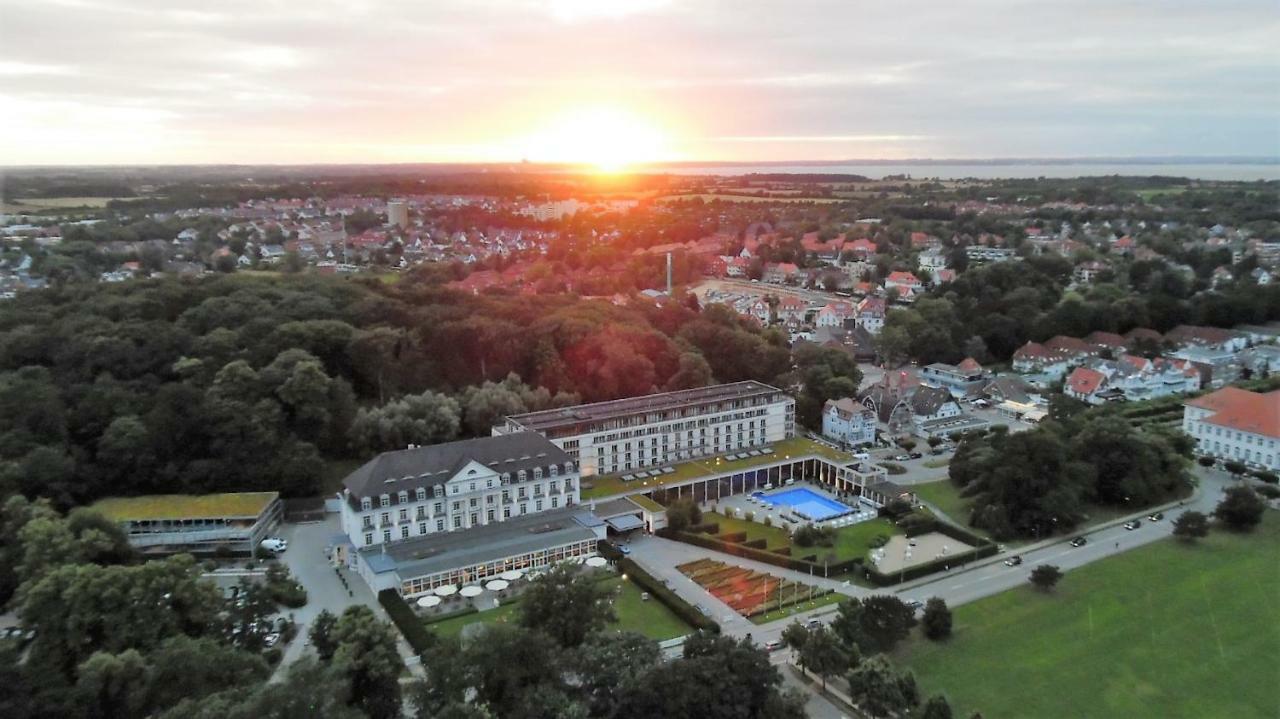 Luxussuite 1a Meerblick, Maritim Residenz, 22er Stock, Modernes Styling, Am Apartment Lubeck