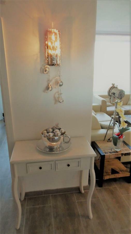 Luxussuite 1a Meerblick, Maritim Residenz, 22er Stock, Modernes Styling, Am Lubeck